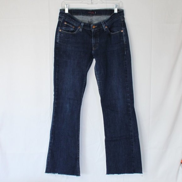 LEVIS CURVY CUT 528 LOW RISE DARK DENIM JEANS SZ 9 M JUNIORS BOOT CUT WIDE *RAW - Picture 1 of 16